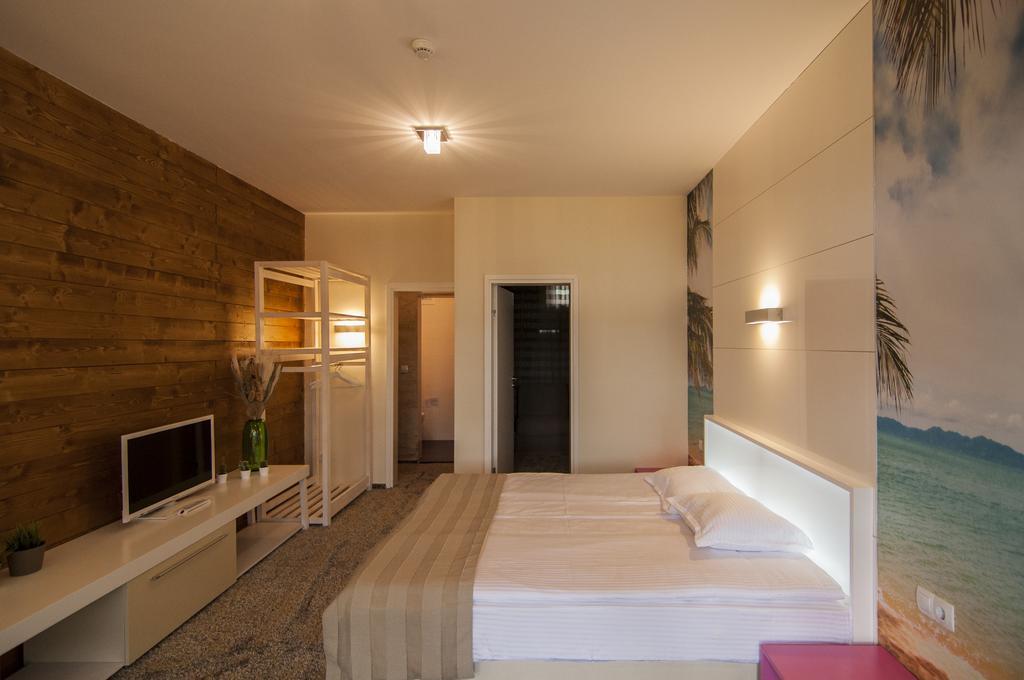 Aparthotel Seasons Glavatarski Han グラバターツィ エクステリア 写真