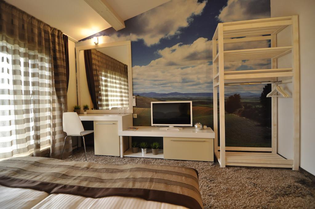 Aparthotel Seasons Glavatarski Han グラバターツィ 部屋 写真