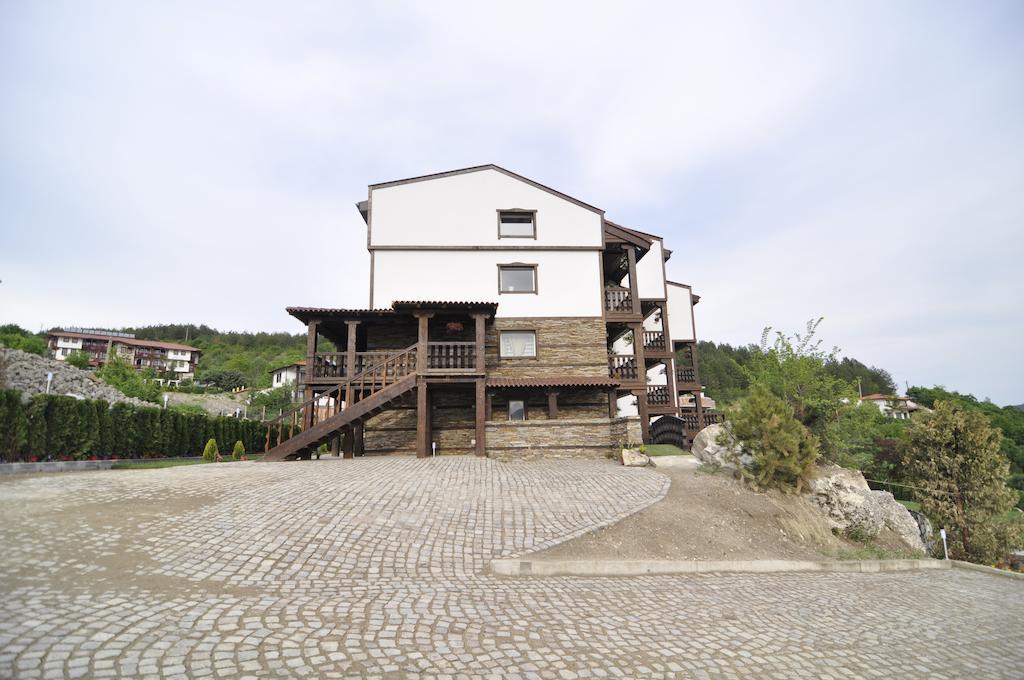 Aparthotel Seasons Glavatarski Han グラバターツィ エクステリア 写真