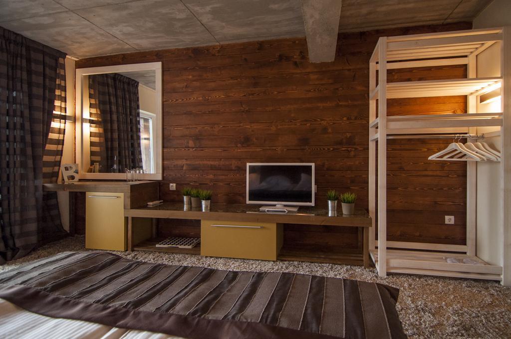 Aparthotel Seasons Glavatarski Han グラバターツィ 部屋 写真