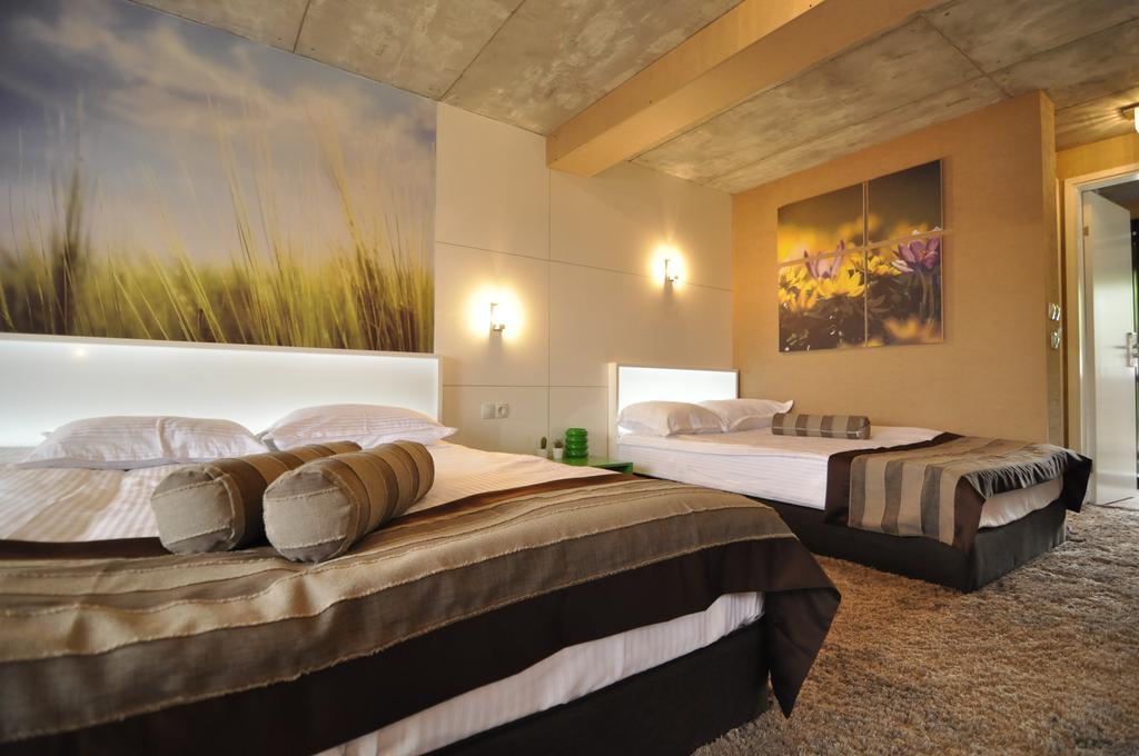 Aparthotel Seasons Glavatarski Han グラバターツィ エクステリア 写真