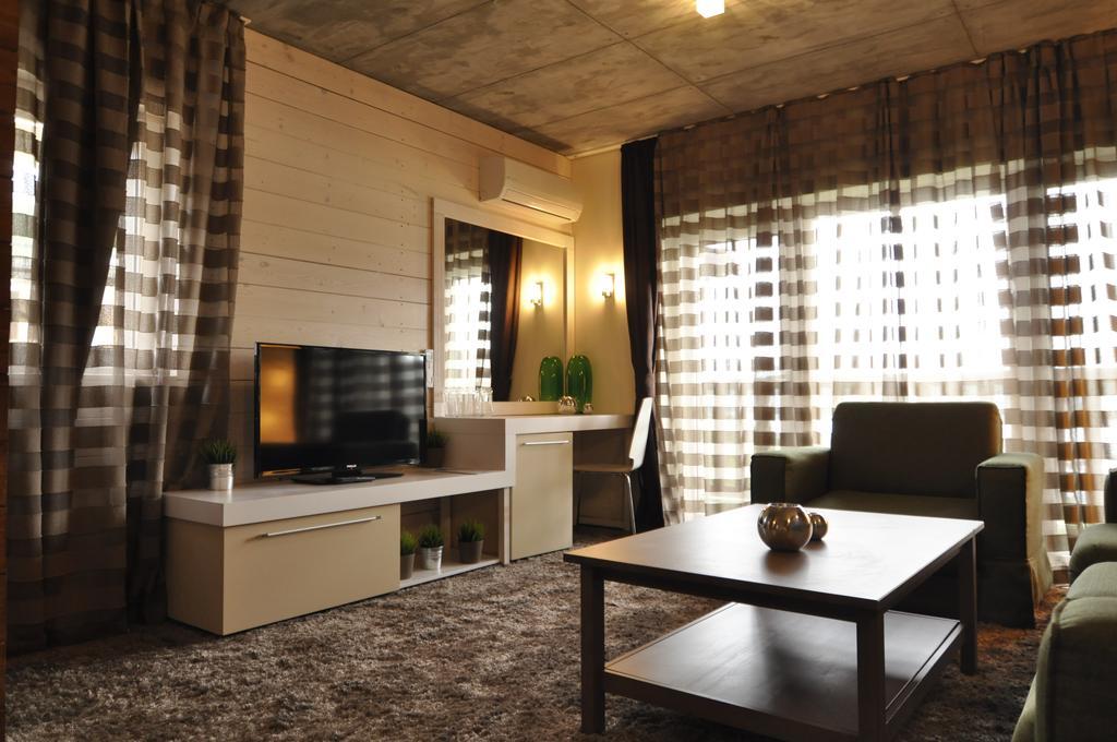Aparthotel Seasons Glavatarski Han グラバターツィ エクステリア 写真
