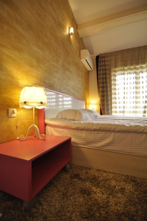 Aparthotel Seasons Glavatarski Han グラバターツィ エクステリア 写真