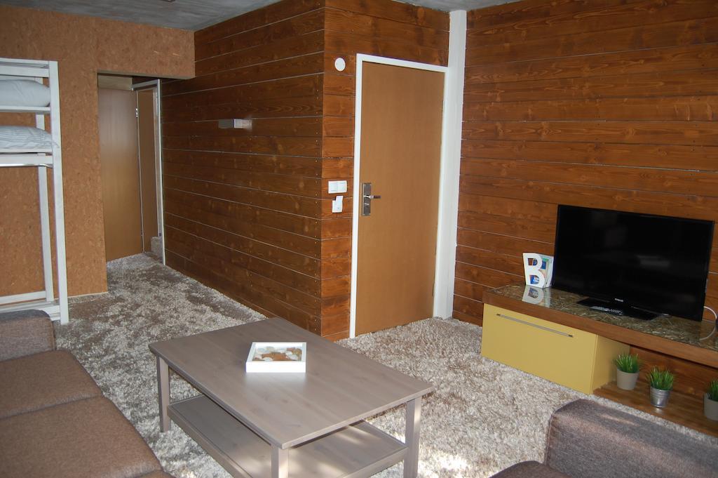 Aparthotel Seasons Glavatarski Han グラバターツィ 部屋 写真